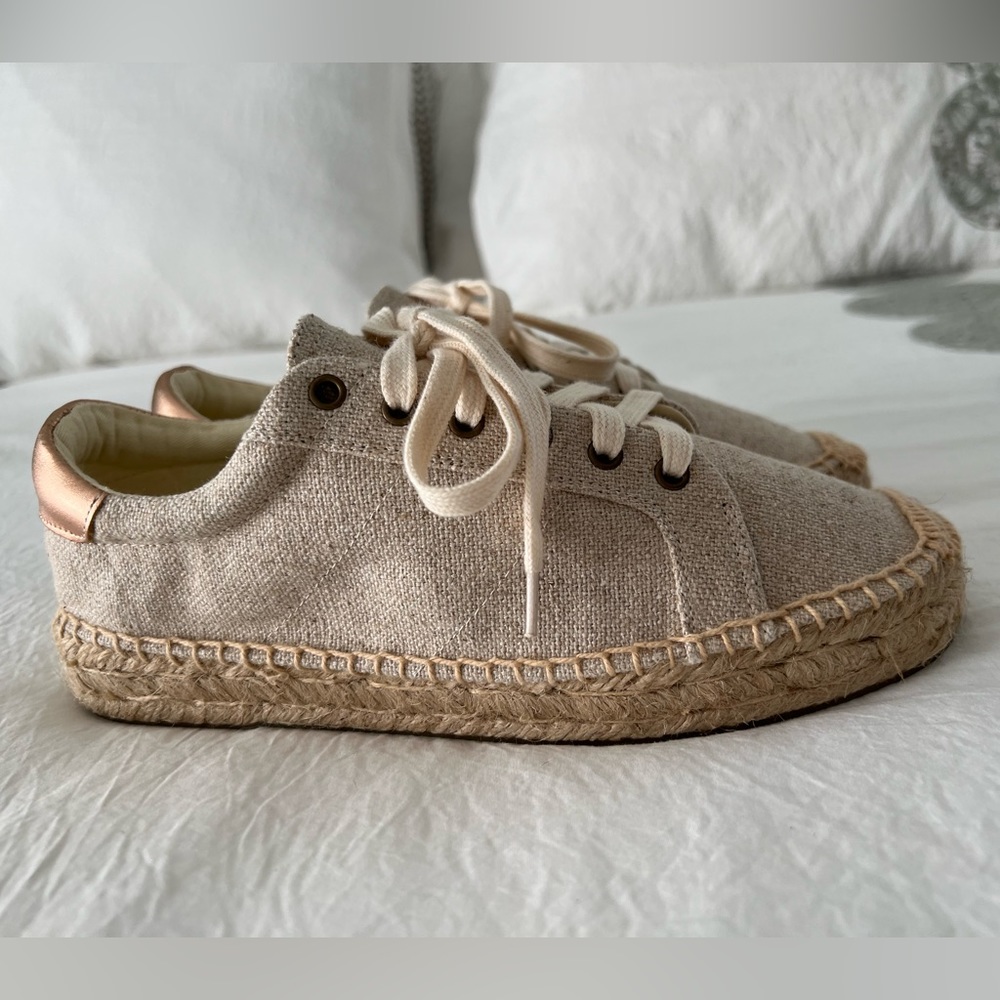 Espadrilles - Picture 6 of 9